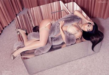 Kim Kardashian, à croquer pour Factice magazine